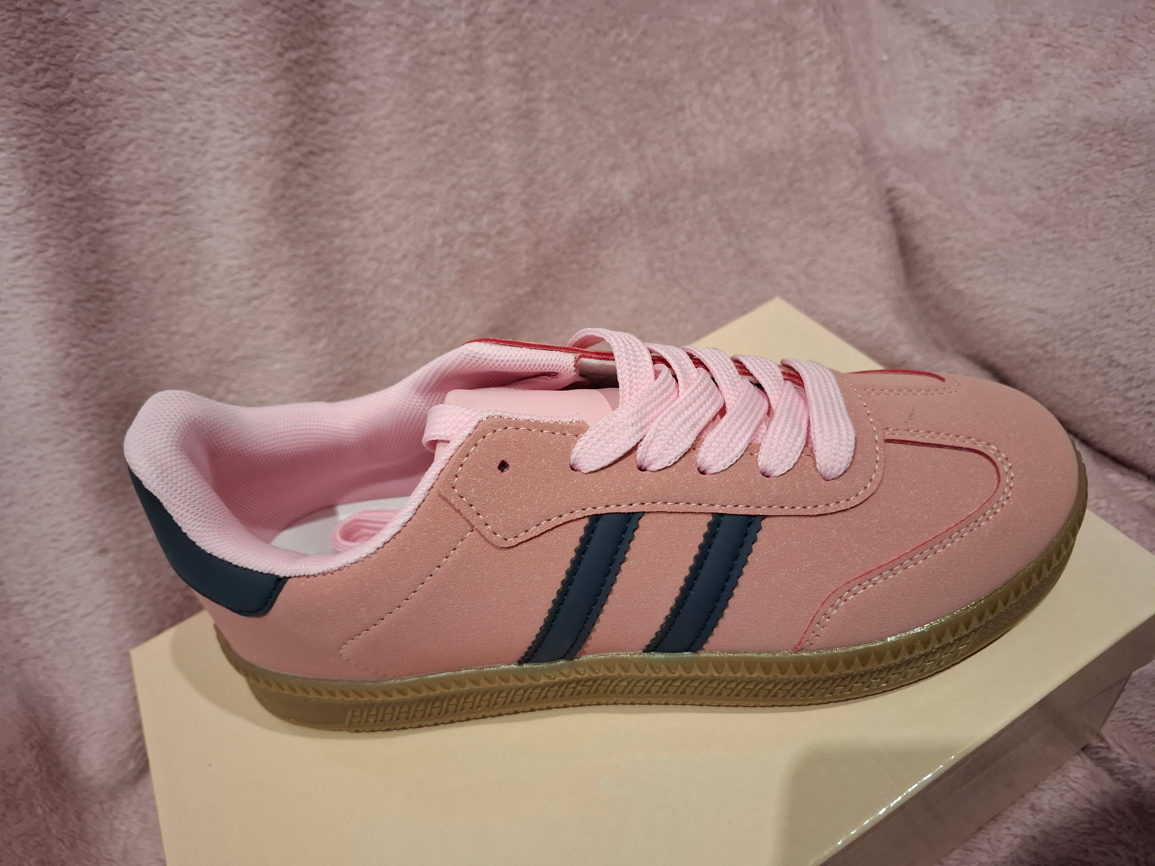 Baskets Femme à Lacets – Modèle Tendance – 4 Coloris