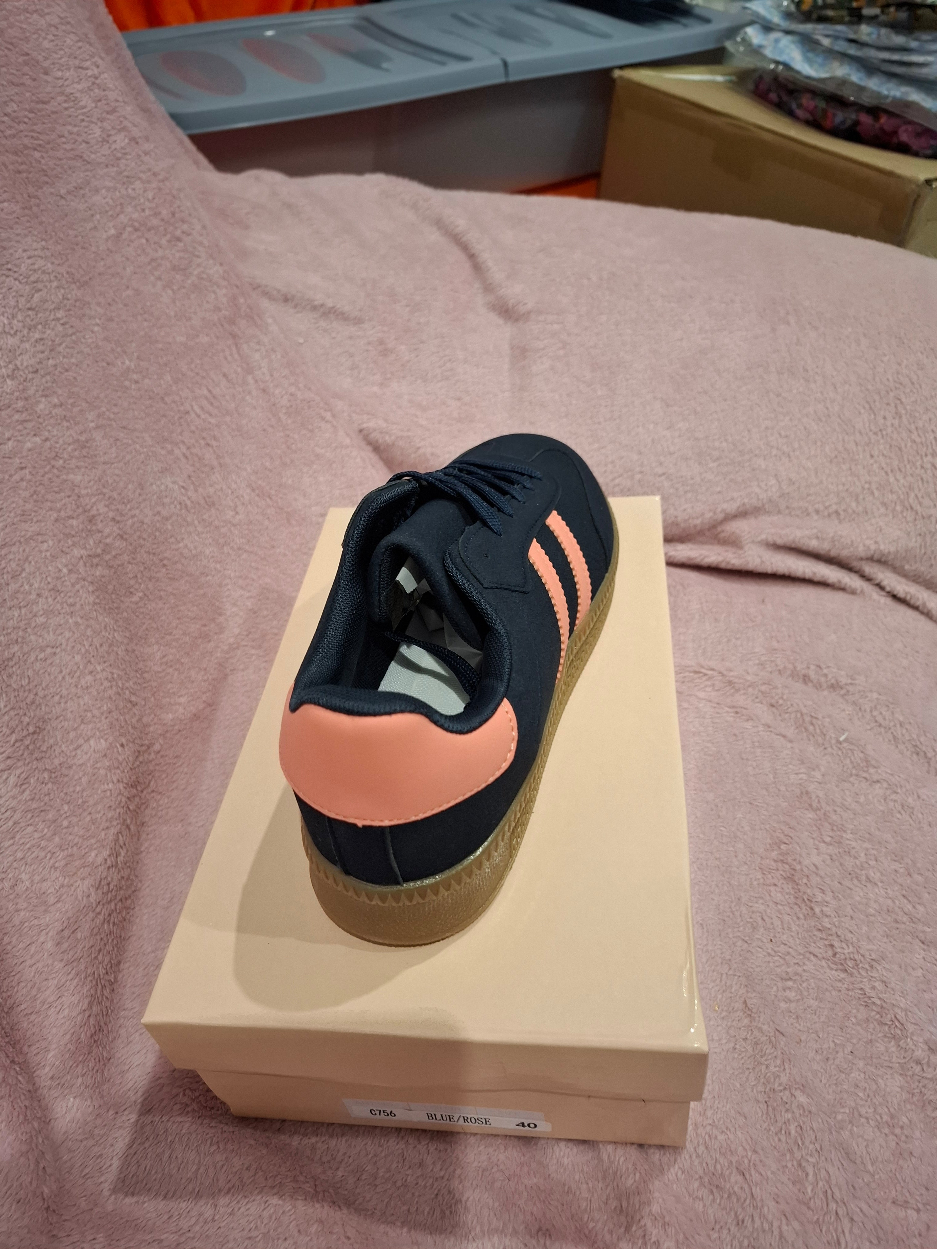 Baskets Femme à Lacets – Modèle Tendance – 4 Coloris
