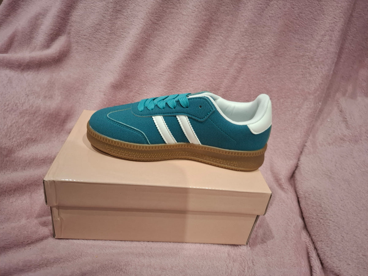 Baskets Femme à Lacets – Modèle Tendance – 4 Coloris