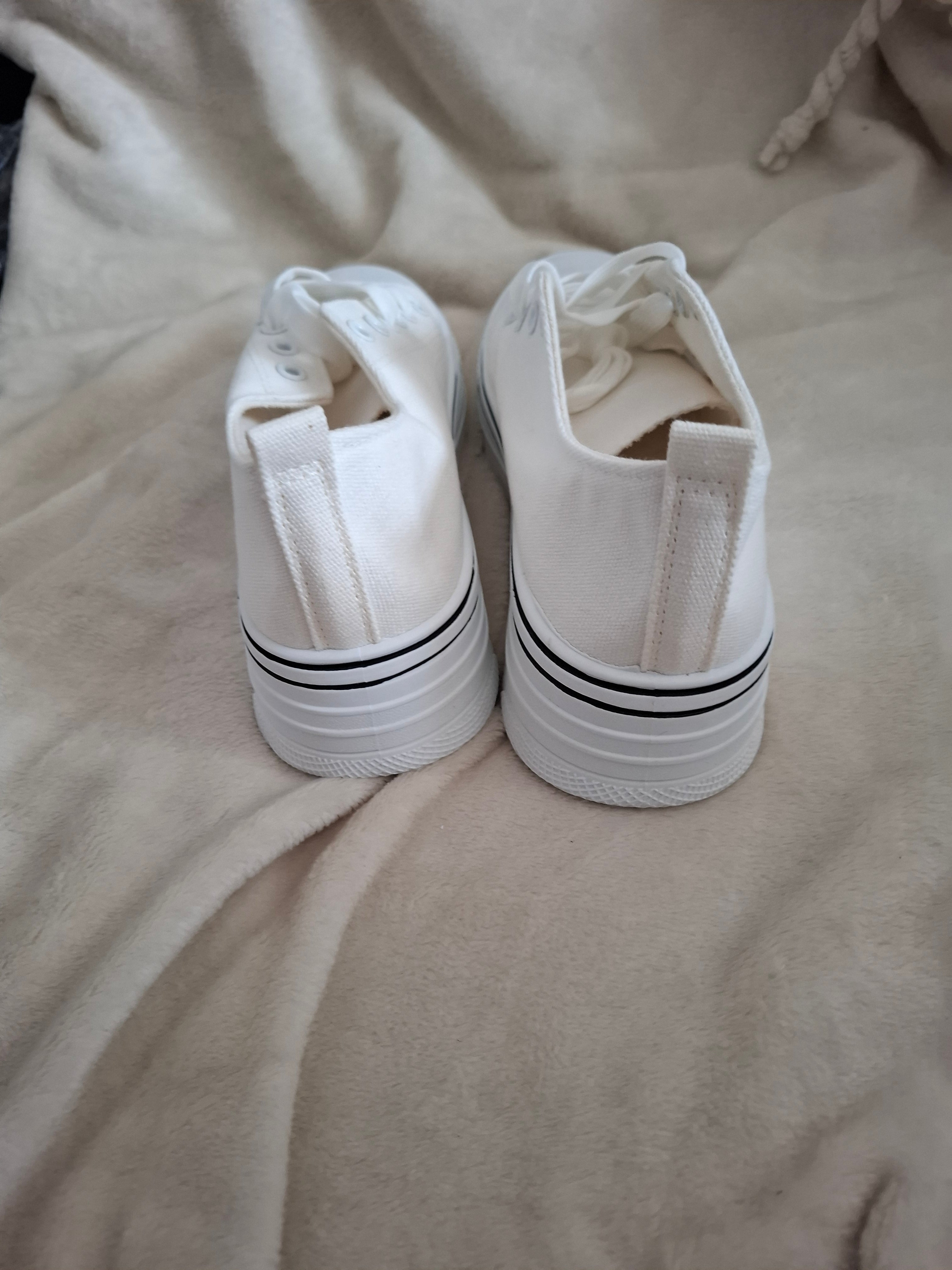 Baskets femme à semelle épaisse – 3 coloris