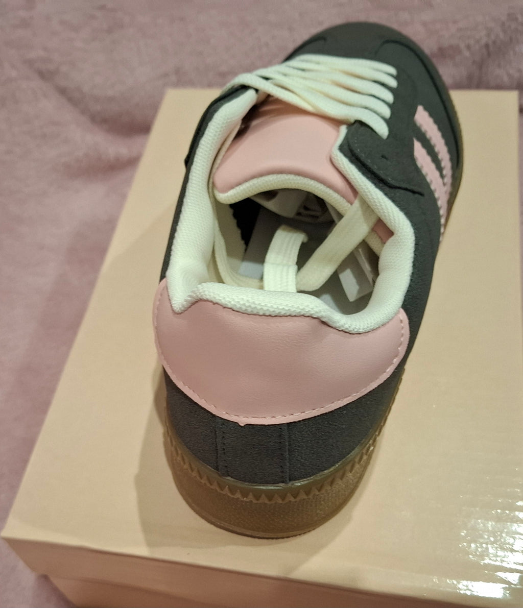 Baskets Femme à Lacets – Modèle Tendance – 4 Coloris