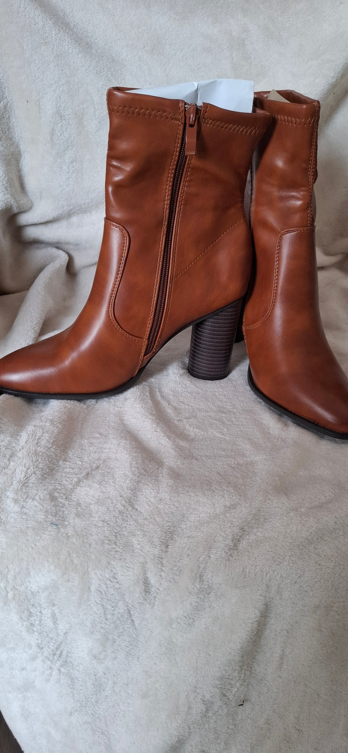 Boots Femme Camel à Talon Haut – Fermeture Éclair