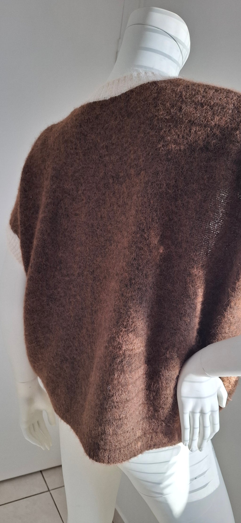 Pull AMOUR marron et écru – Femme
