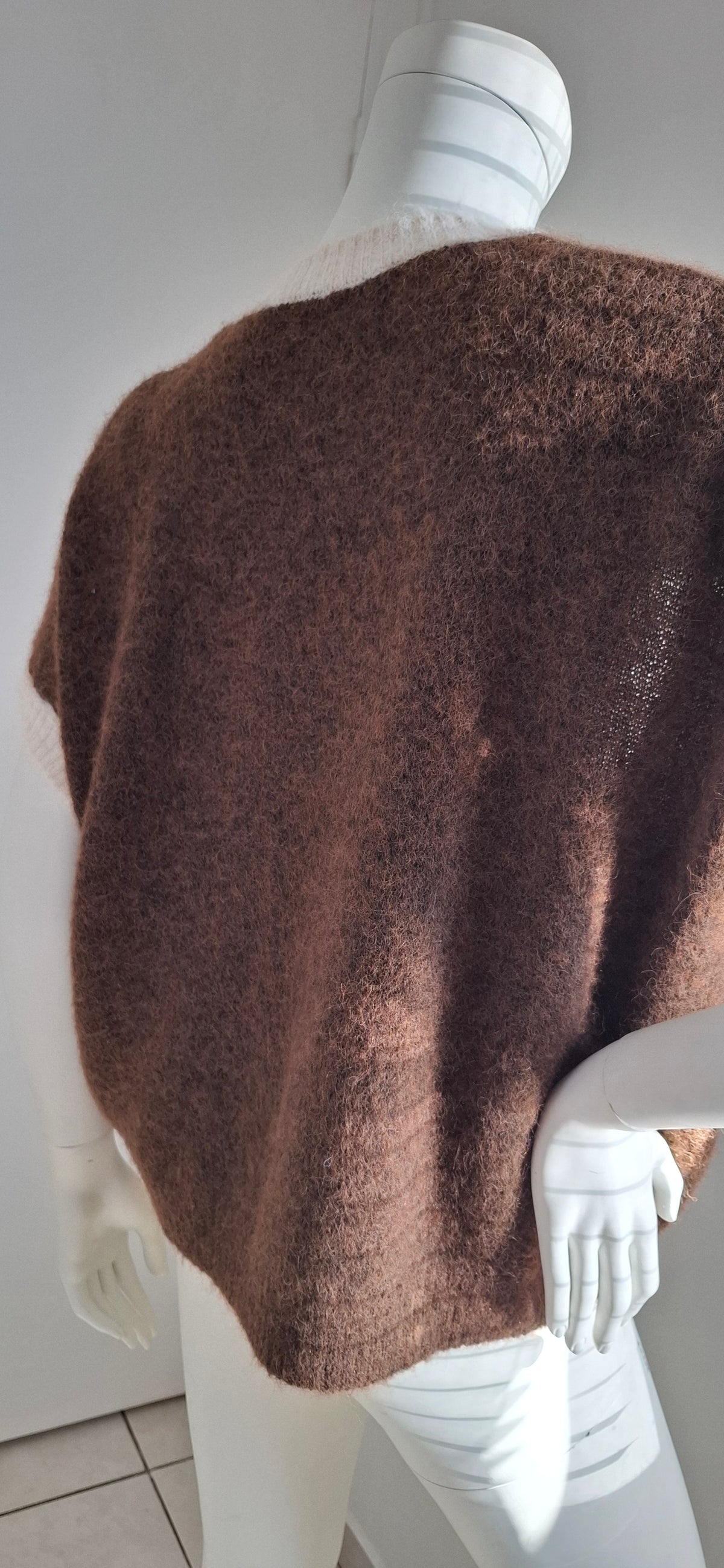 Pull AMOUR marron et écru – Femme