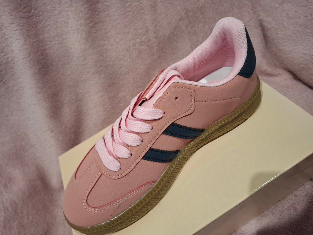 Baskets Femme à Lacets – Modèle Tendance – 4 Coloris